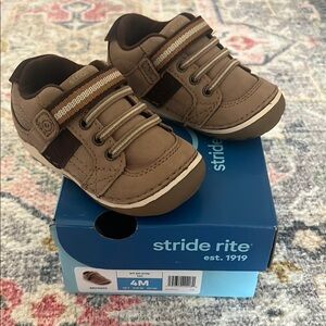 stride rite soft motion toddler sneaker tan size 4M